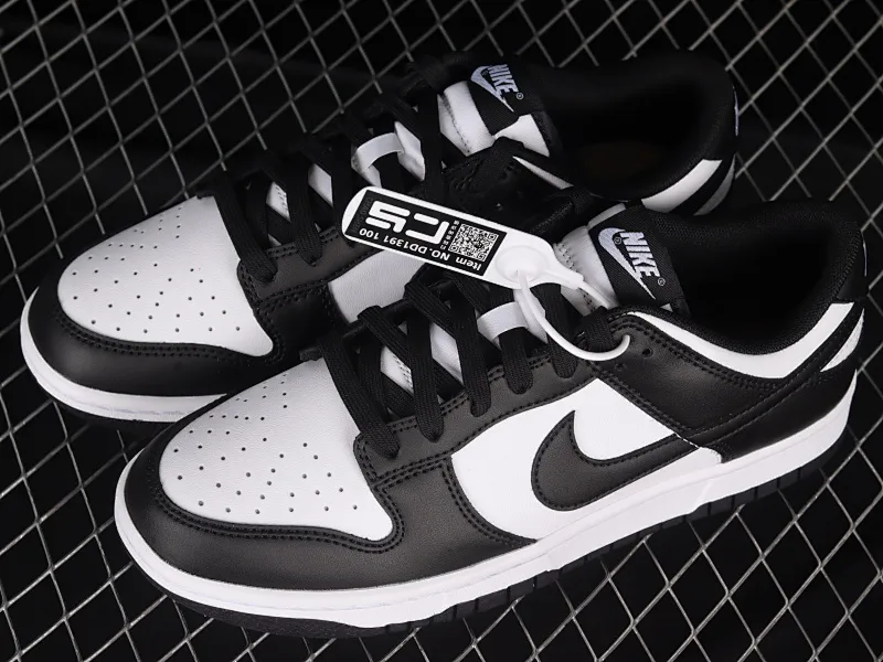 All Categories Nk SB Dunk Series Nk SB Dunk Low Low-top Sneakers Nk SB Dunk Low Black and White Panda SB Smashed Backboard Fashion Casual Sneakers DD1391-100